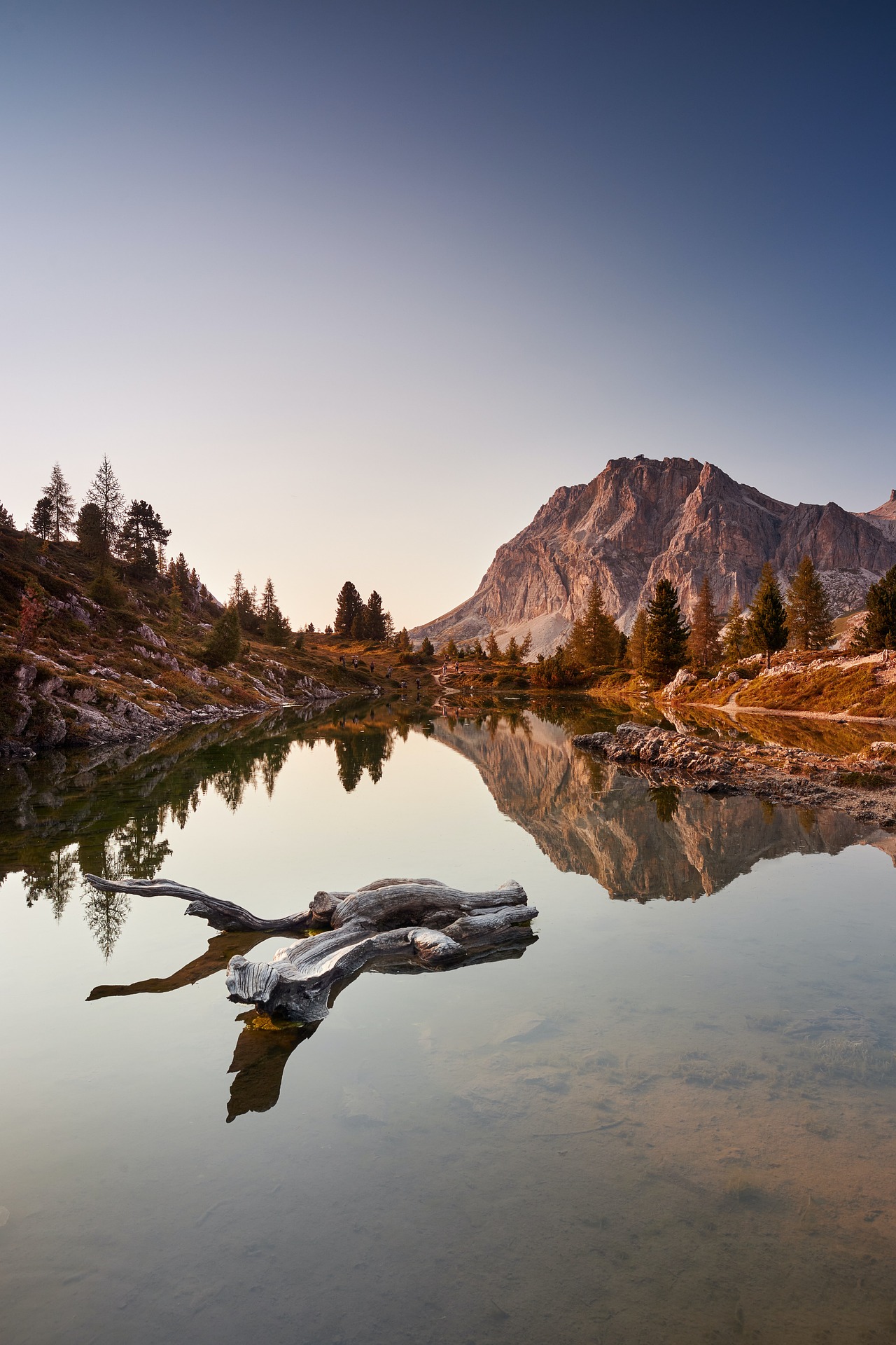 Hyperfokaldistanz - landschaft fotografieren spiegelung symmetrie