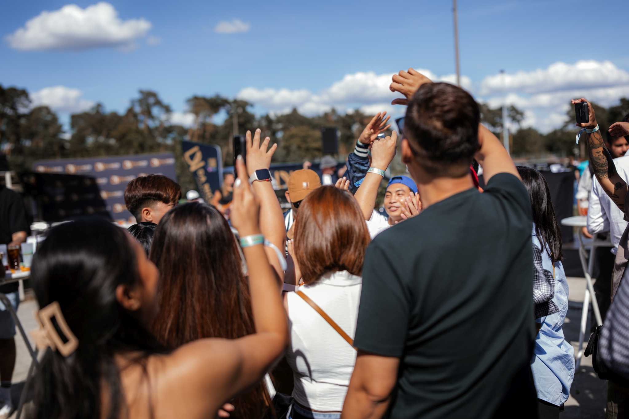 Bild anschauen: 14 Die beste Kamera für Event- und Reportagefotografie: Beispielbild Nummer 13